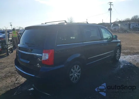 2013 Chrysler Town & Country Touring from USA, damaged, VIN 2C4RC1BG0DR779829